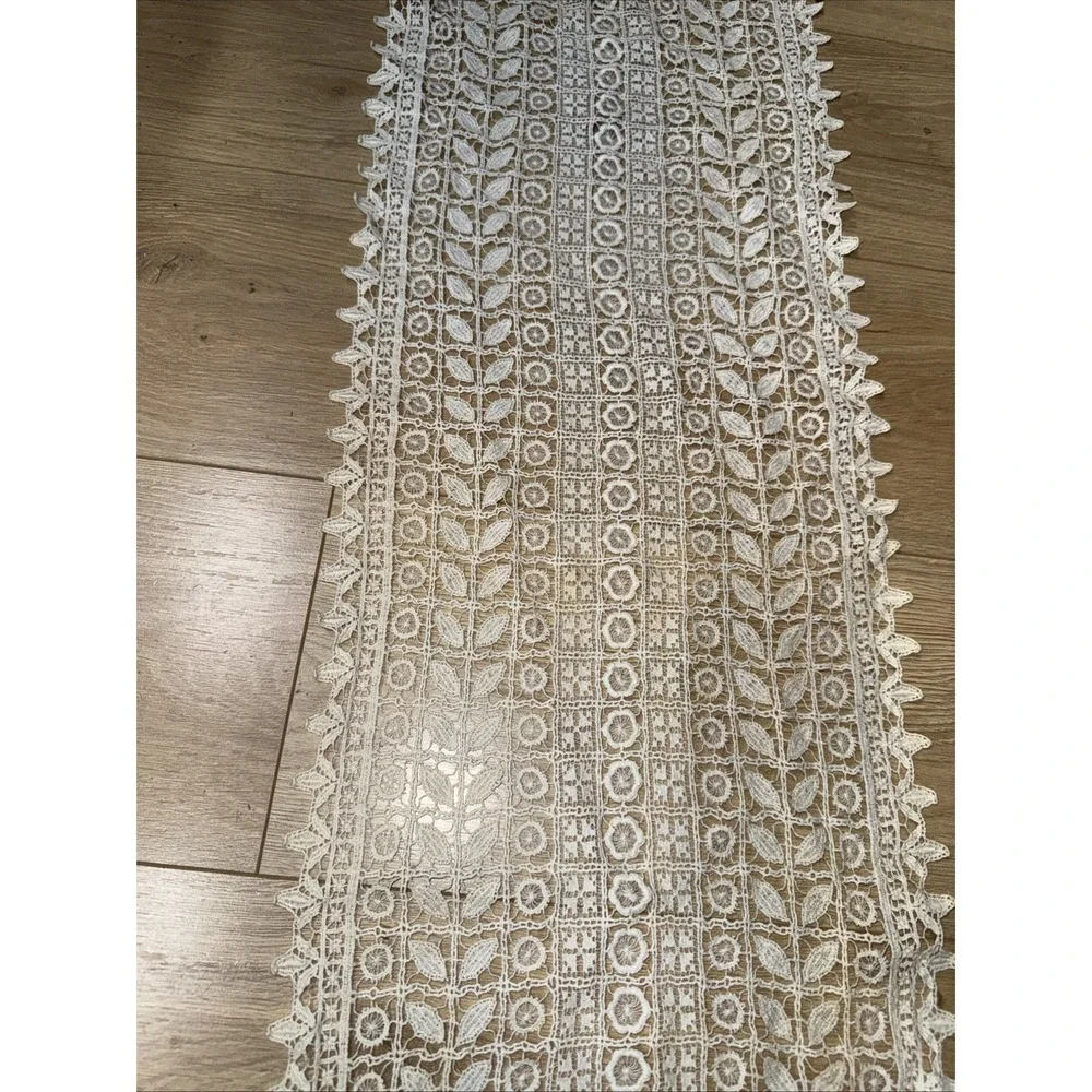 Vintage beige and cream color decorative FLORAL LACE theme table runner 41